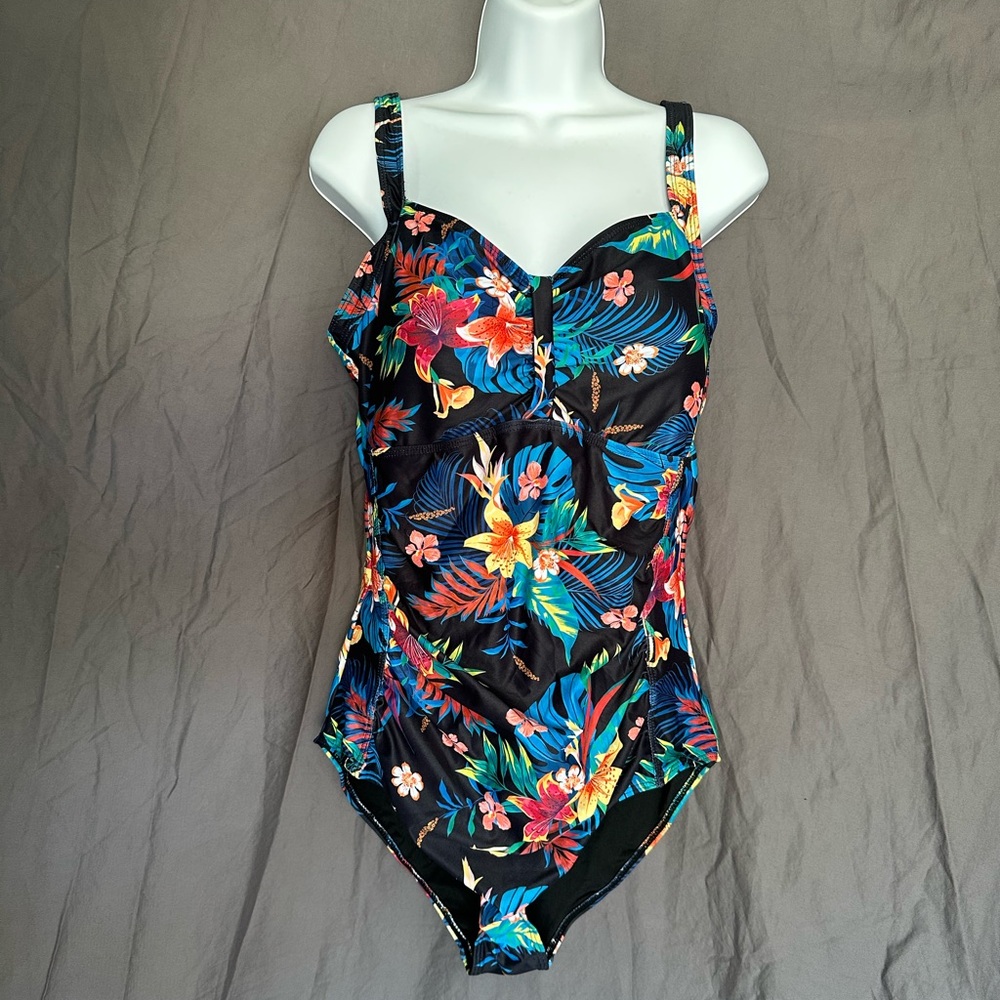 Floral Paradise Women's One Piece Swimsuit